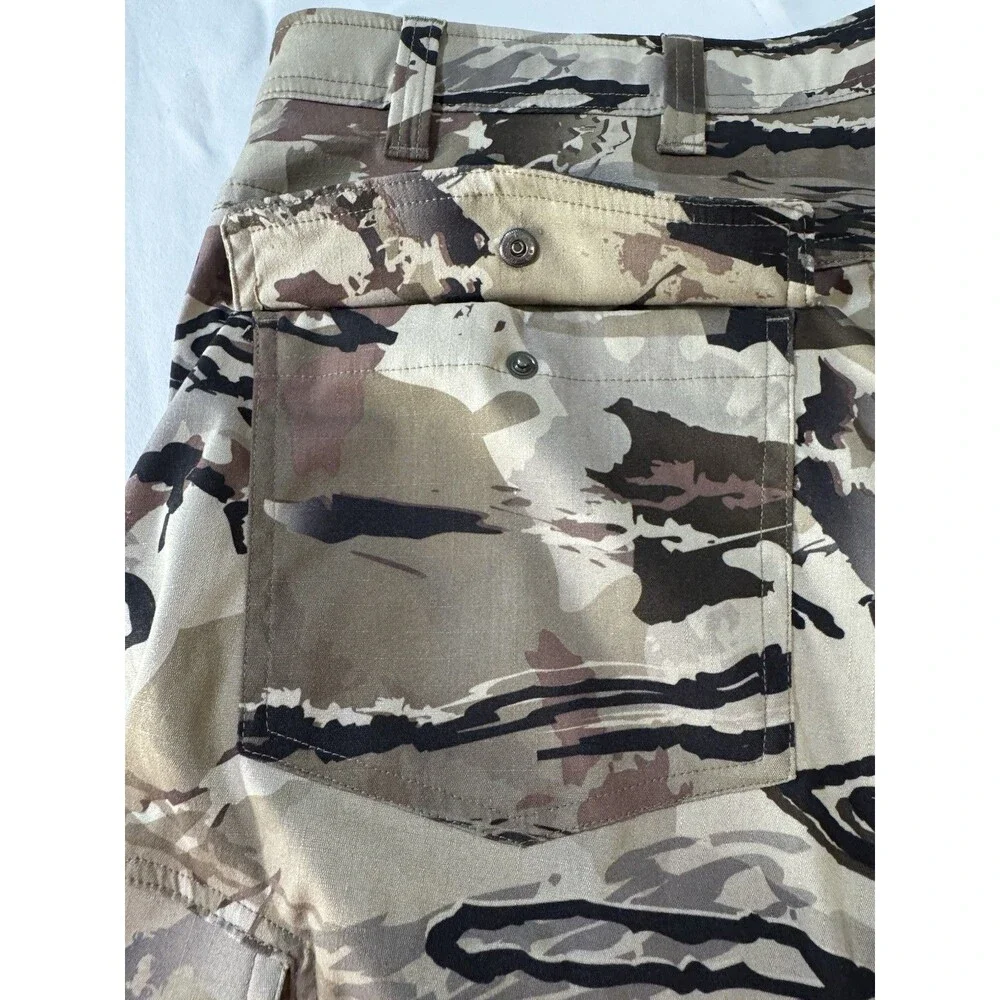 Under Armour Camo Multicolor Hunting/Tactical Pants Loose Mens Size 44x32
